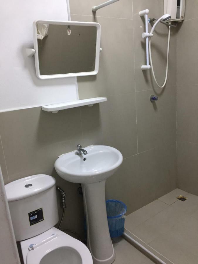 Escobar Guesthouse 좀티엔 비치 외부 사진