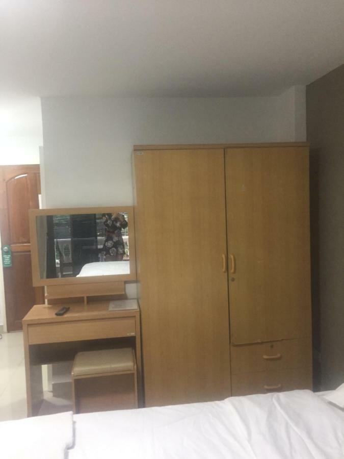 Escobar Guesthouse 좀티엔 비치 외부 사진