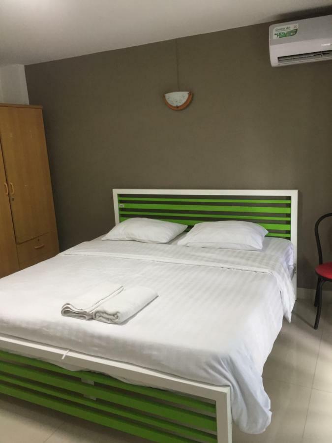 Escobar Guesthouse 좀티엔 비치 외부 사진